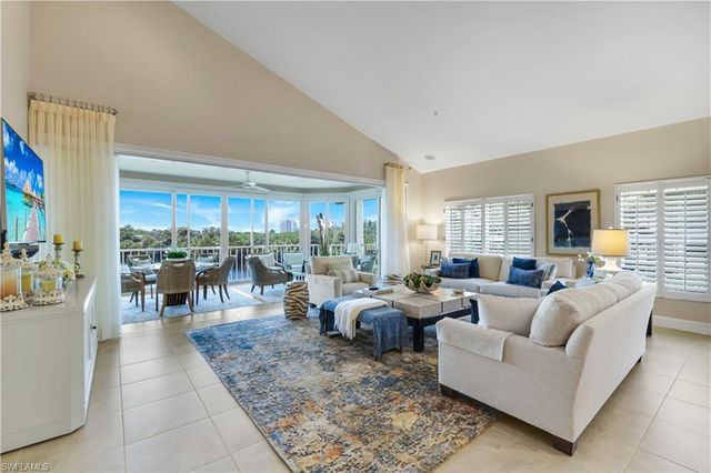 26868 Wedgewood DR 203, Bonita Springs, FL 34134