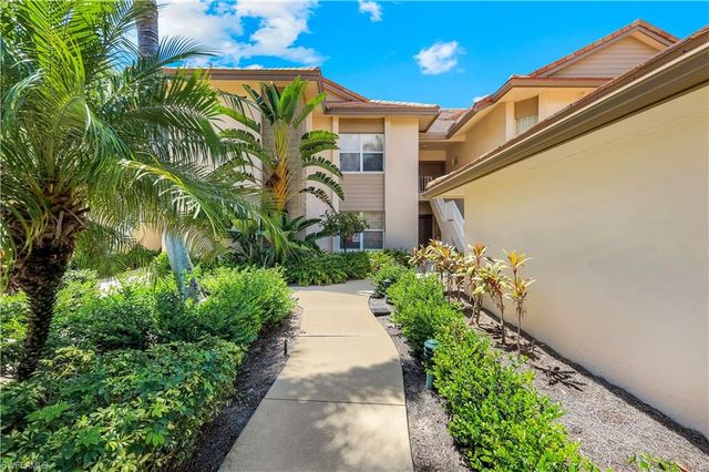 26868 Wedgewood DR 203, Bonita Springs, FL 34134