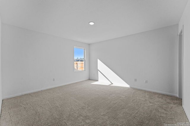 101 Ellendale Place, Fredericksburg, TX 78624