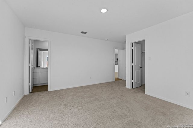 101 Ellendale Place, Fredericksburg, TX 78624