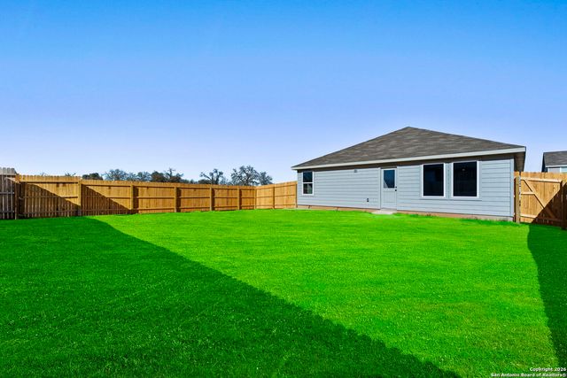 101 Ellendale Place, Fredericksburg, TX 78624