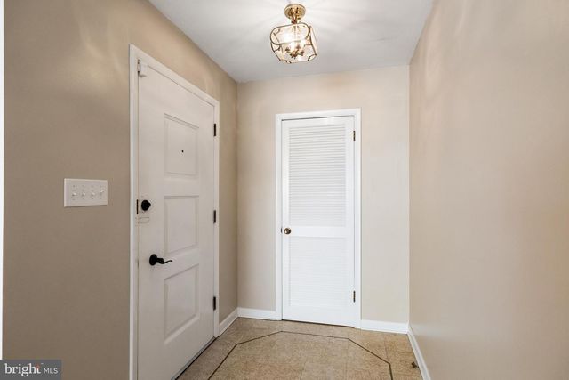 300 HAZEL AVE, Westville, NJ 08093