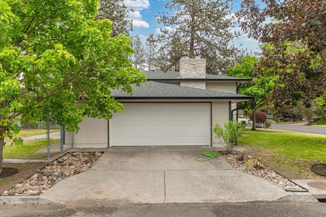 5138 W Rosewood Ave, Spokane, WA 99208