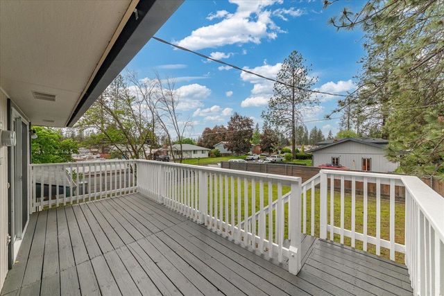 5138 W Rosewood Ave, Spokane, WA 99208