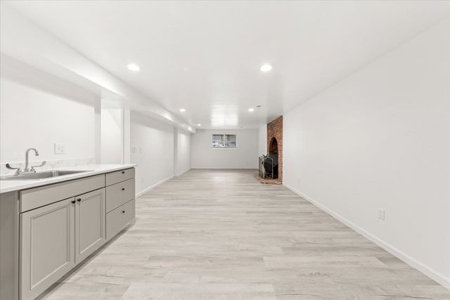 5138 W Rosewood Ave, Spokane, WA 99208