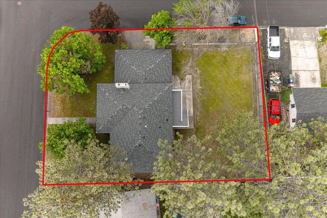 5138 W Rosewood Ave, Spokane, WA 99208