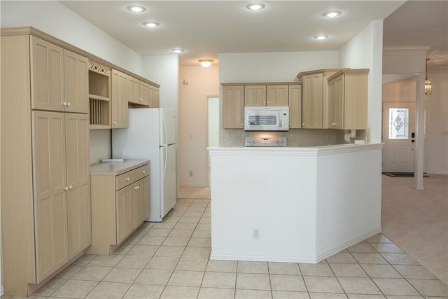 8 Morganshire Drive, Bella Vista, AR 72714