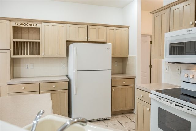 8 Morganshire Drive, Bella Vista, AR 72714