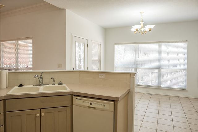 8 Morganshire Drive, Bella Vista, AR 72714