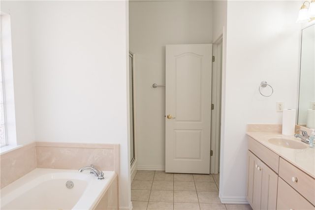 8 Morganshire Drive, Bella Vista, AR 72714