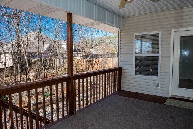 8 Morganshire Drive, Bella Vista, AR 72714