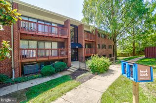 53 SKYHILL RD #204, Alexandria, VA 22314