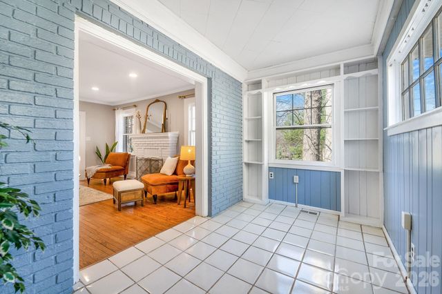 28 Westover Drive, Asheville, NC 28801