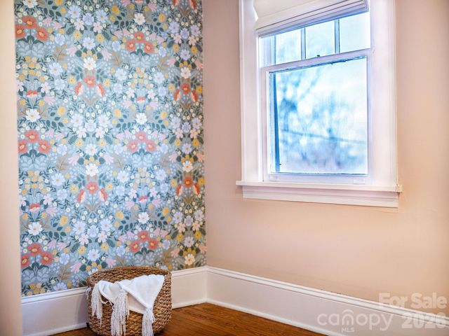 28 Westover Drive, Asheville, NC 28801