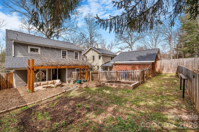 28 Westover Drive, Asheville, NC 28801