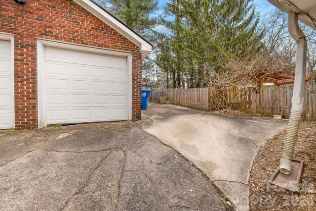 28 Westover Drive, Asheville, NC 28801