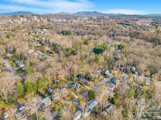 28 Westover Drive, Asheville, NC 28801