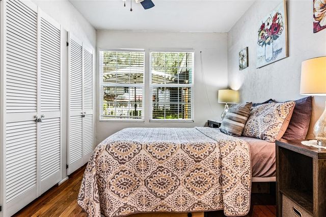 1203 NW 12TH AVENUE, Gainesville, FL 32601