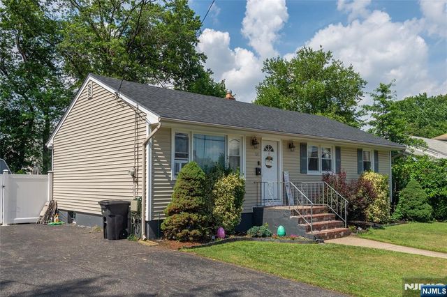 527 Lyster Avenue, Saddle Brook, NJ 07663