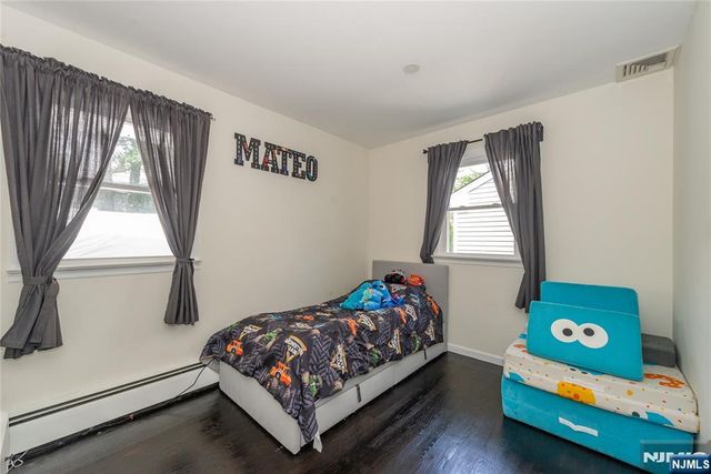 527 Lyster Avenue, Saddle Brook, NJ 07663