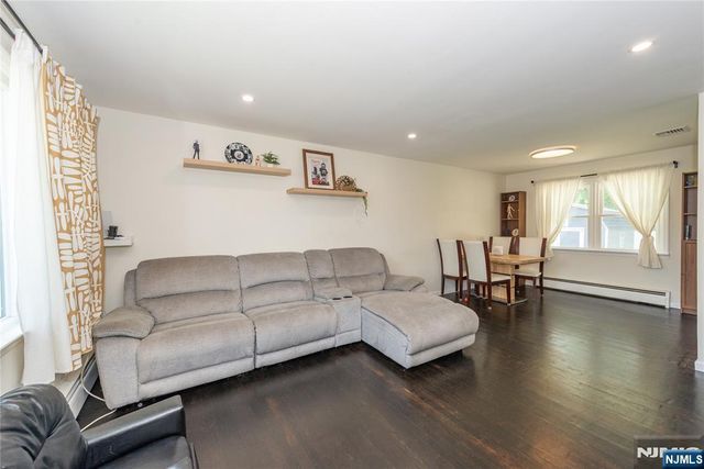 527 Lyster Avenue, Saddle Brook, NJ 07663