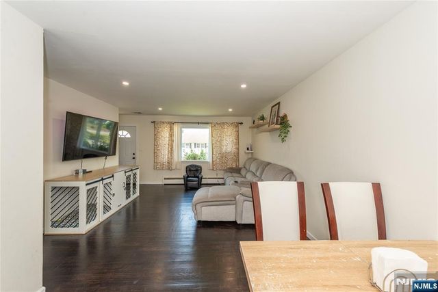 527 Lyster Avenue, Saddle Brook, NJ 07663