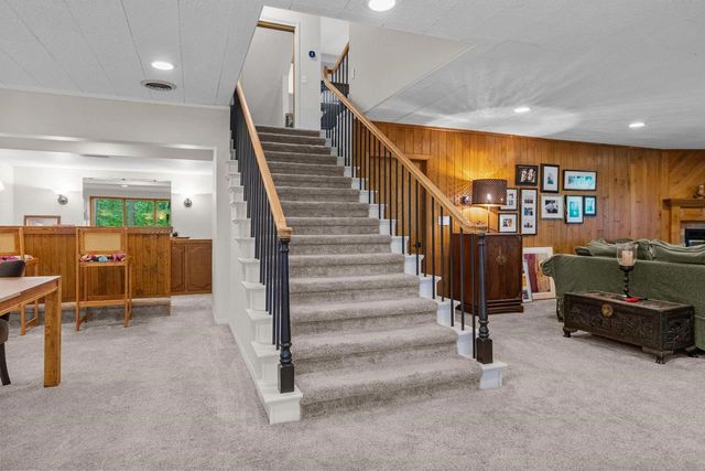 3616 E LEXINGTON DRIVE, Appleton, WI 54915