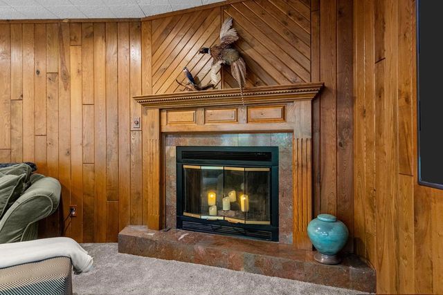 3616 E LEXINGTON DRIVE, Appleton, WI 54915