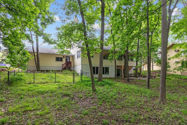 3616 E LEXINGTON DRIVE, Appleton, WI 54915
