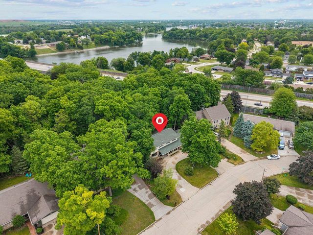 3616 E LEXINGTON DRIVE, Appleton, WI 54915