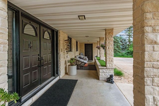 3616 E LEXINGTON DRIVE, Appleton, WI 54915