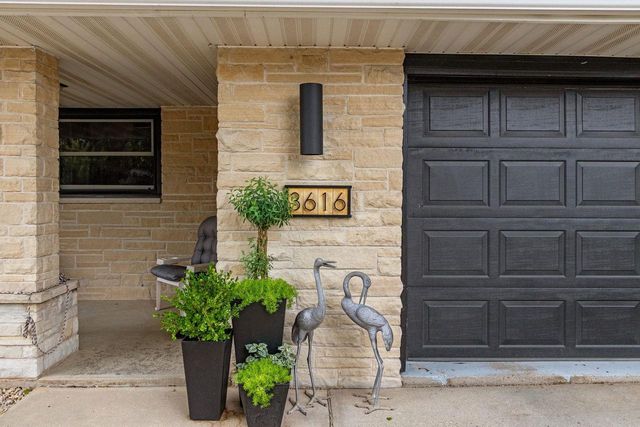 3616 E LEXINGTON DRIVE, Appleton, WI 54915