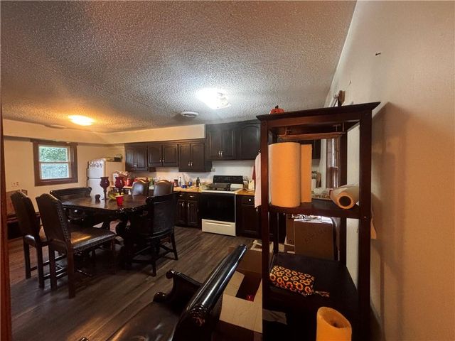 15090 WALMER Street, Overland Park, KS 66223