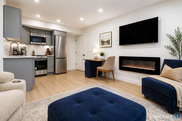 333 Rock Rimmon Road, Stamford, CT 06903