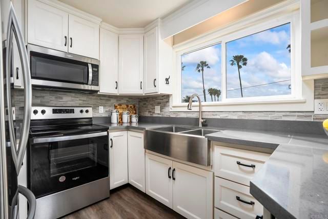 4776 Del Monte Avenue, San Diego, CA 92107