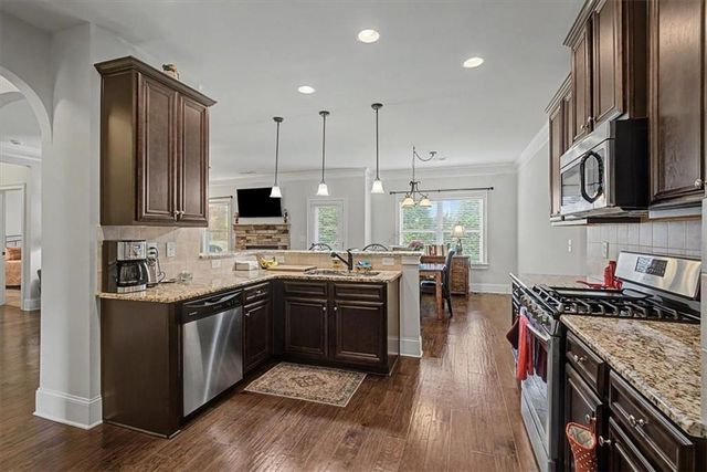 32 High Trail Pass, Dallas, GA 30132