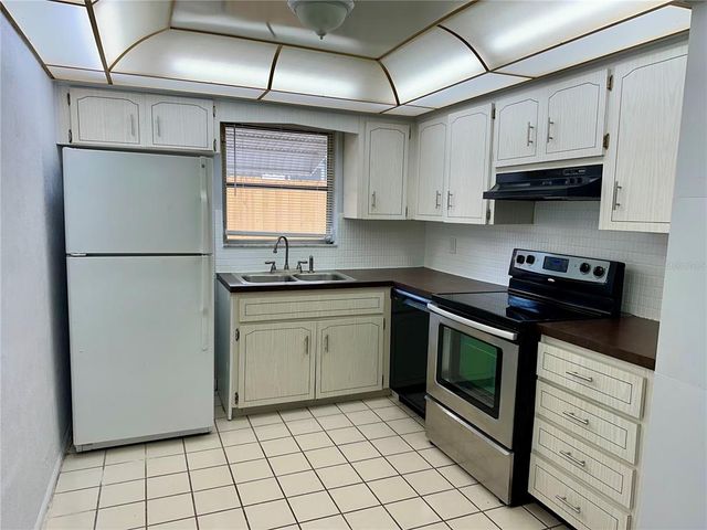 10014 KINGSWOOD LANE, Port Richey, FL 34668