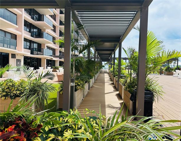 5225 Collins Ave 515, Miami Beach, FL 33140