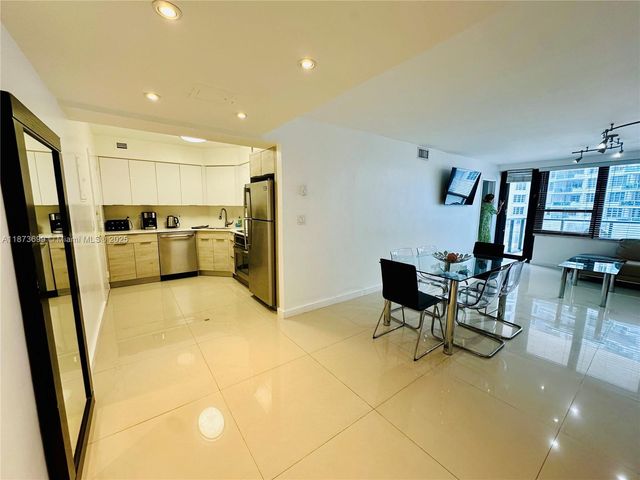 5225 Collins Ave 515, Miami Beach, FL 33140