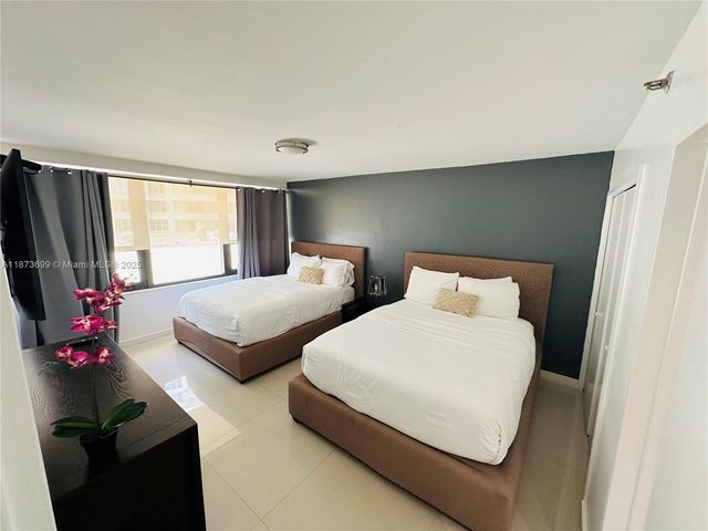 5225 Collins Ave 515, Miami Beach, FL 33140