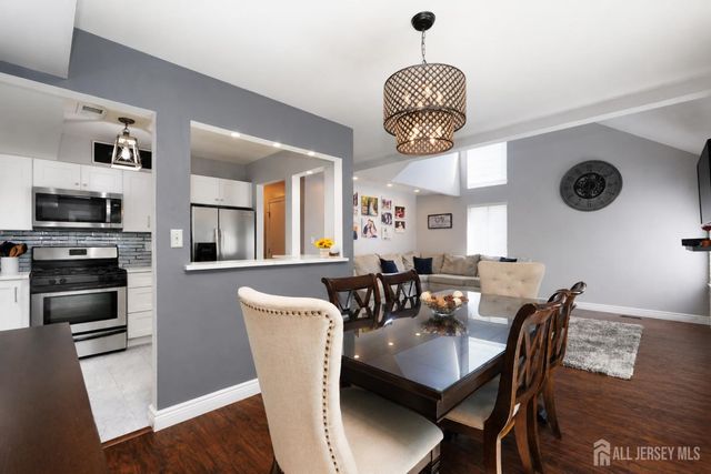 33 Shelly Road, Old Bridge, NJ 08857