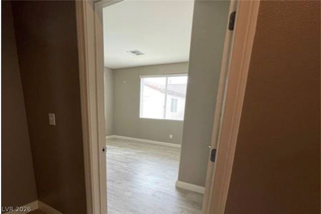 8469 Trudeau Avenue, Las Vegas, NV 89143