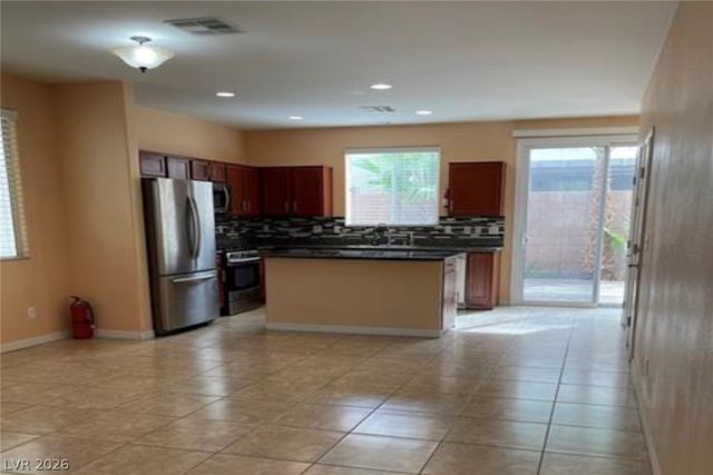 8469 Trudeau Avenue, Las Vegas, NV 89143