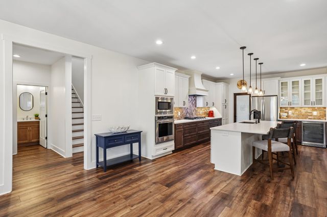 153 Cascade Dr, Winchester, TN 37398