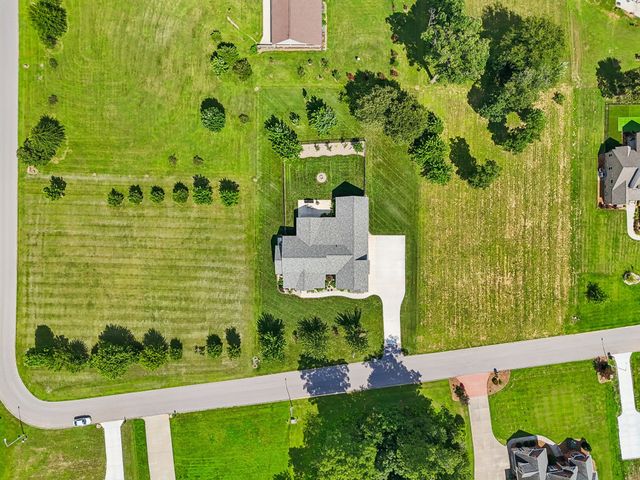 153 Cascade Dr, Winchester, TN 37398