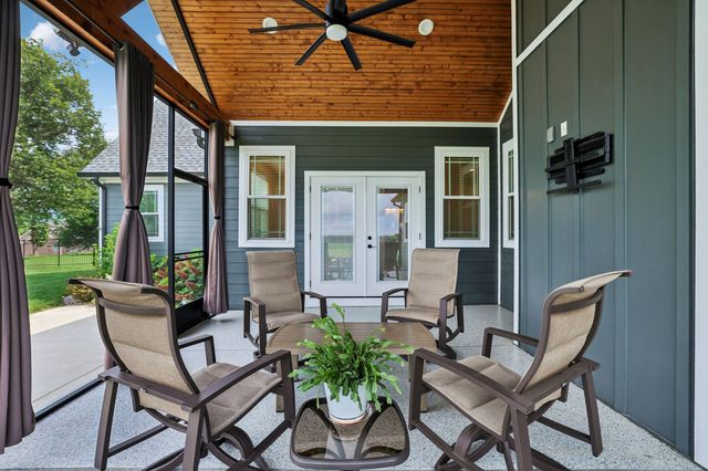153 Cascade Dr, Winchester, TN 37398