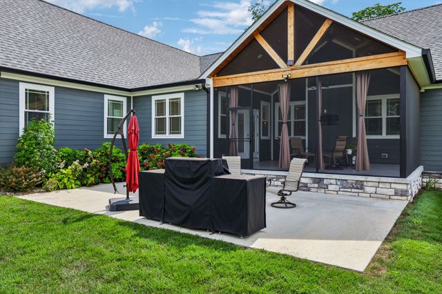 153 Cascade Dr, Winchester, TN 37398