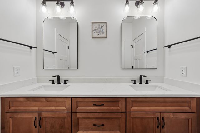 153 Cascade Dr, Winchester, TN 37398