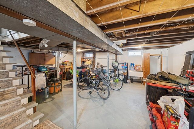 1023 14th Ave W, Ashland, WI 54806