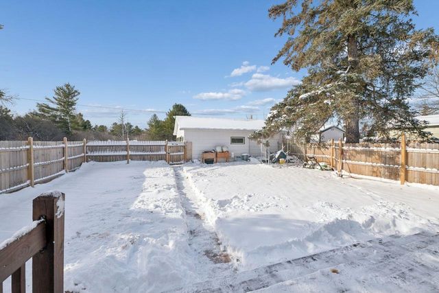 1023 14th Ave W, Ashland, WI 54806